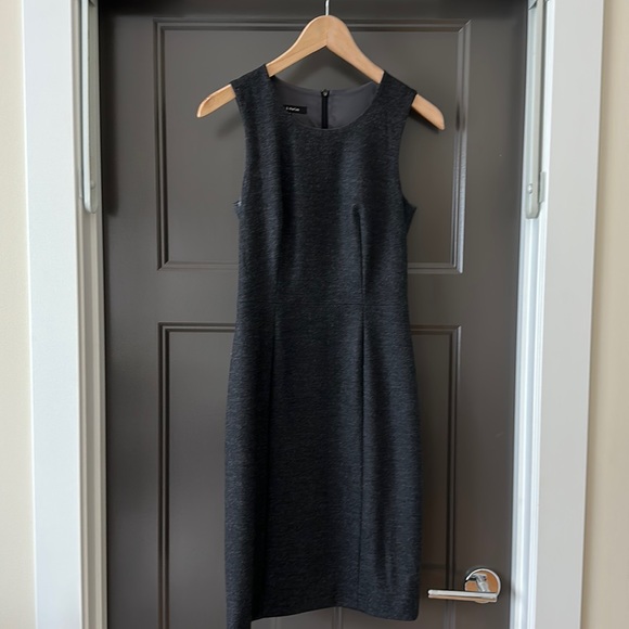 Elegance Perfected: Judith & Charles Tailored Dress | Size 0 | - Picture 1 of 2